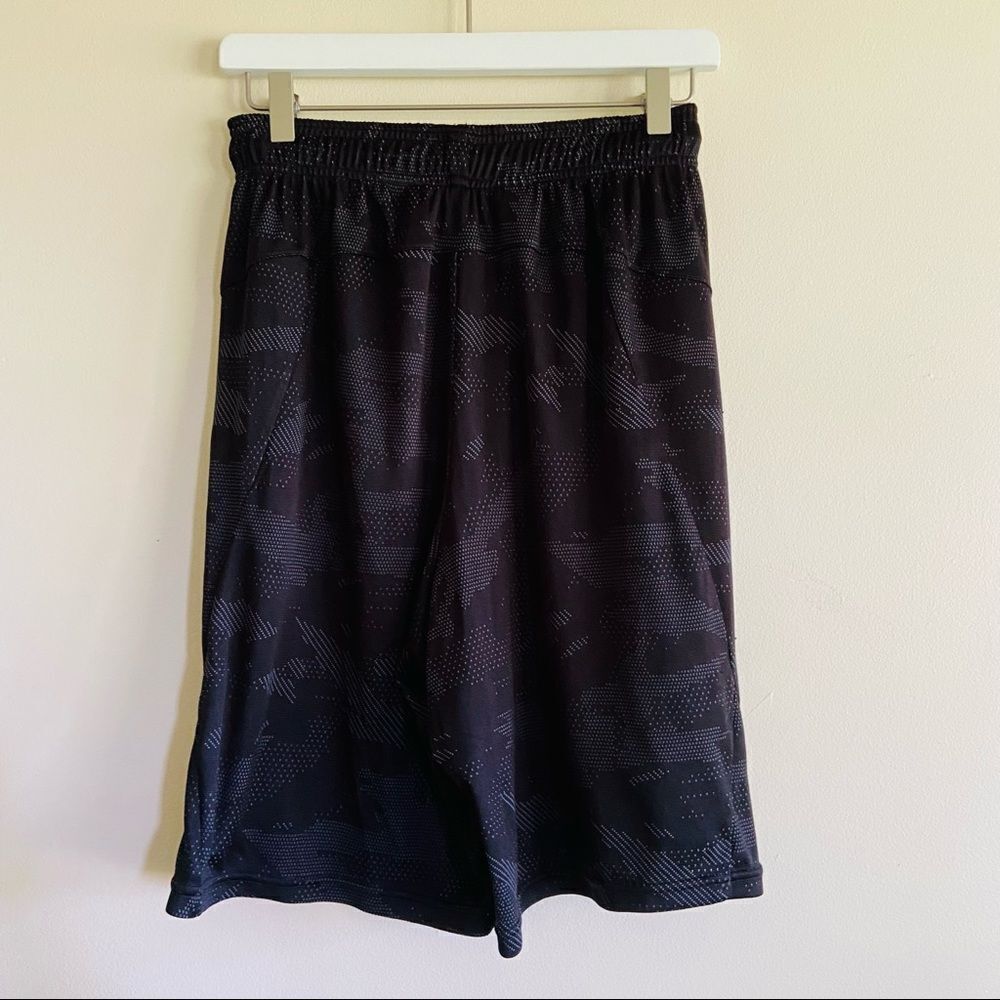 CHAMPION Athletic Shorts Black Medium - Picture 4 of 5
